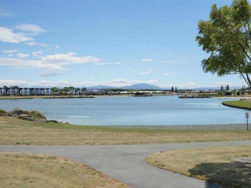 16 The Esplanade, Pegasus
