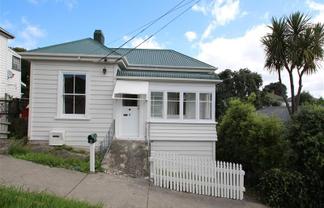 8 Alexander Street, Kingsland