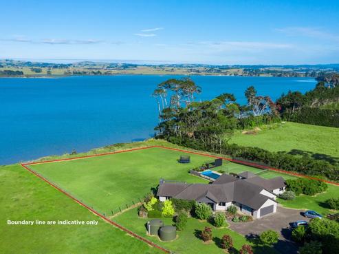 417B Glenbrook Beach Road, Glenbrook