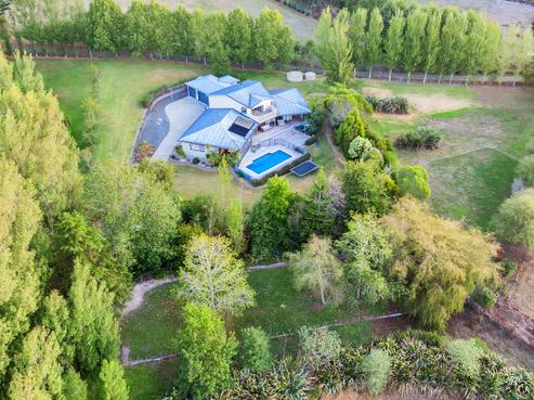 220 Bawden Road, Dairy Flat