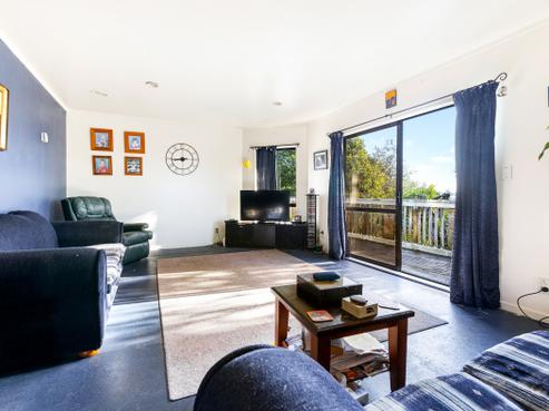 72 Waiora Road, Stanmore Bay
