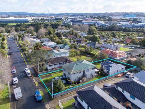 5 Sherwood Avenue, Te Atatu South