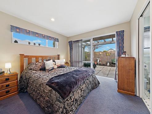 51 Beechwood Drive, Northwood