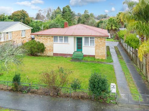 84 Pine Avenue, Melville