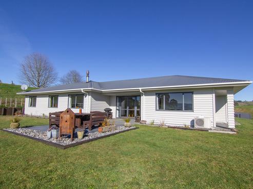 50 Otapouri Road, Owhango