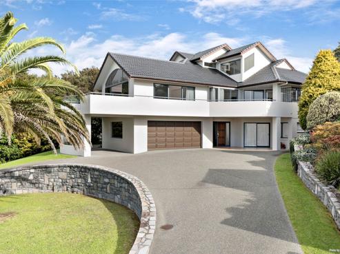 100 West Hoe Heights, Orewa