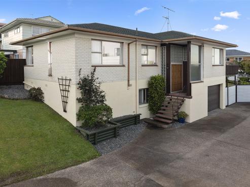64 Monarch Avenue, Hillcrest