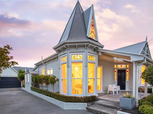 60 Wiggins Street, Sumner