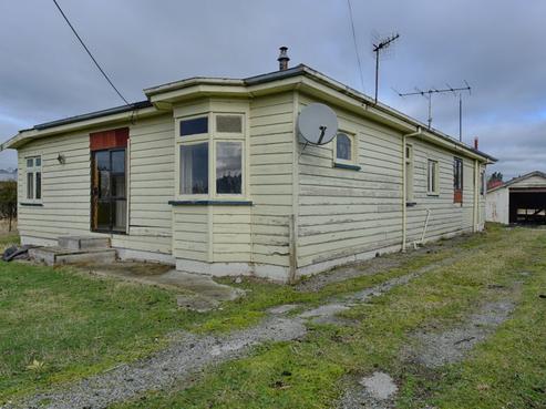 21 Carlyle Street, Mataura