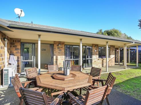 24A George Crescent, Buckland