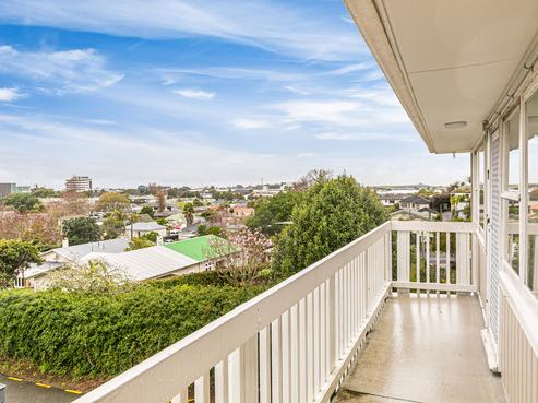 7/2A Ewenson Avenue, One Tree Hill