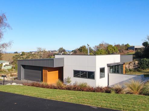 64 Derwent Street, Oamaru