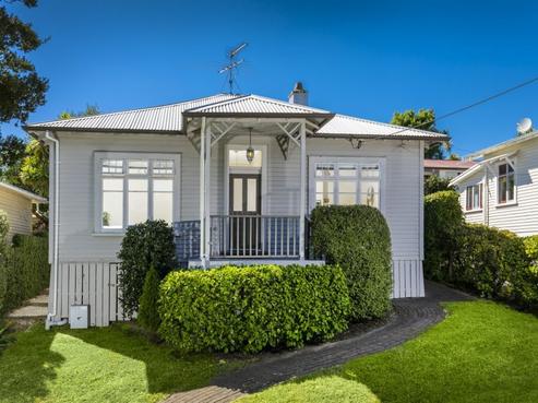 4 Cautley Street, Stanley Point