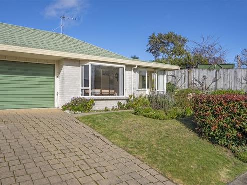 24/17 John Street, Trentham