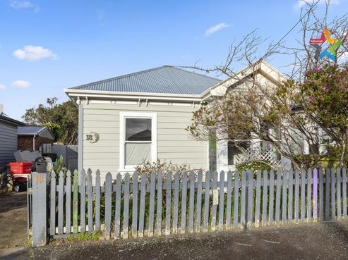 18 William Street, Petone