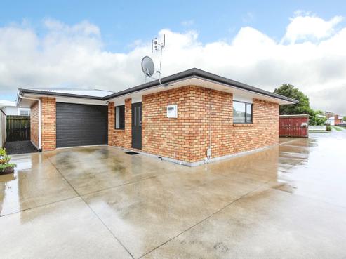 1/241 Omata Road, Spotswood