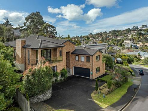 27 Helvetia Drive, Browns Bay