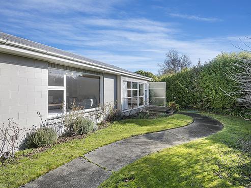 2 Seagrave Place, Ilam