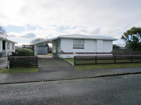 7 Kinmont Crescent, Newfield