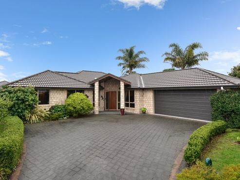 18 Merlin Close, Huntington