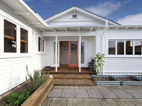 219 Georges Drive, Napier South
