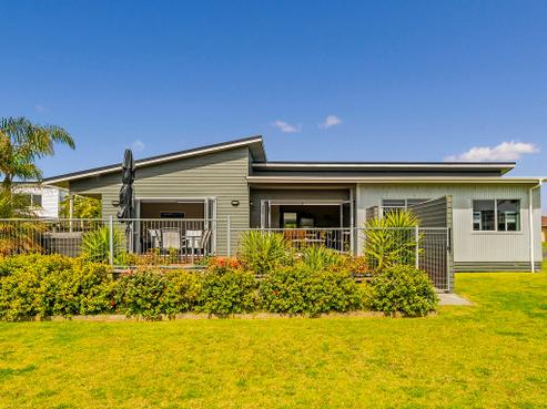25 Meadow Drive, Whitianga