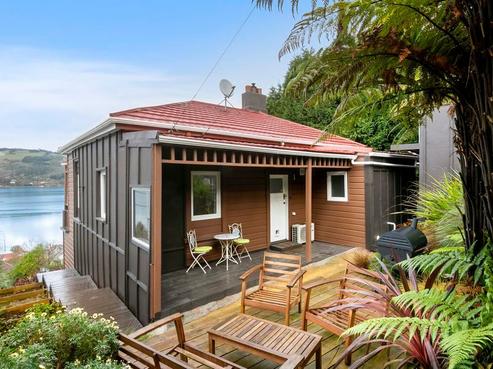 25 Adderley Terrace, Ravensbourne