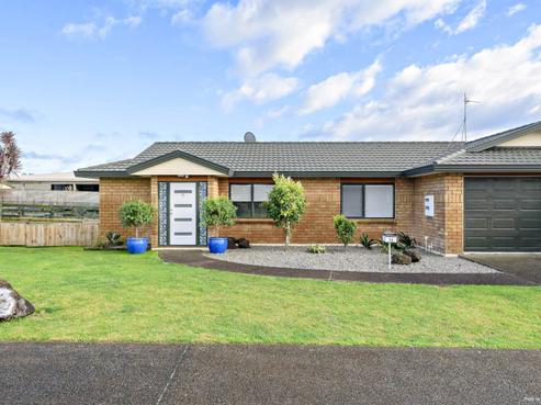 13/15 O'Sullivan Place, Waiuku