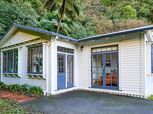 2 Military Road, Northland