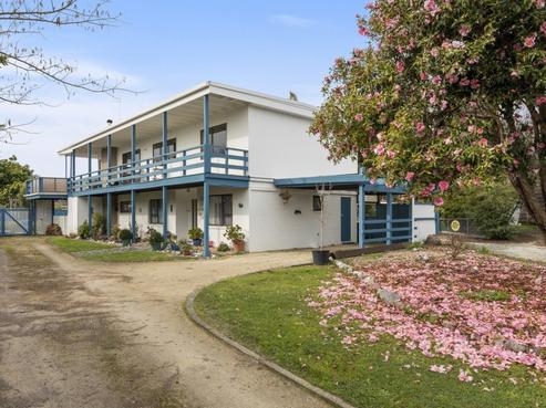 9 Norman Bensemann Place, Takaka