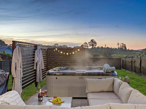 22 Eastview Crescent, Stanmore Bay