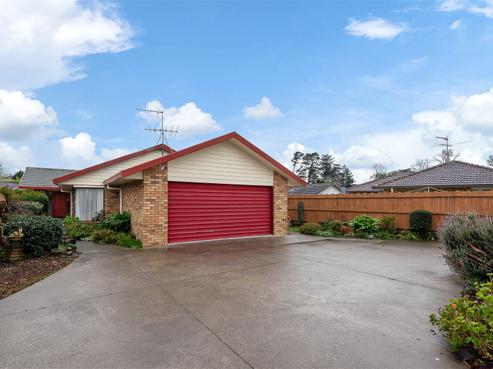 1/15 Solana Court, Botany Downs