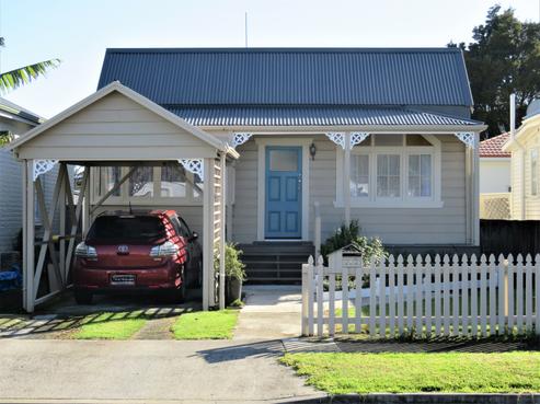 117 Fenton Street, Thames
