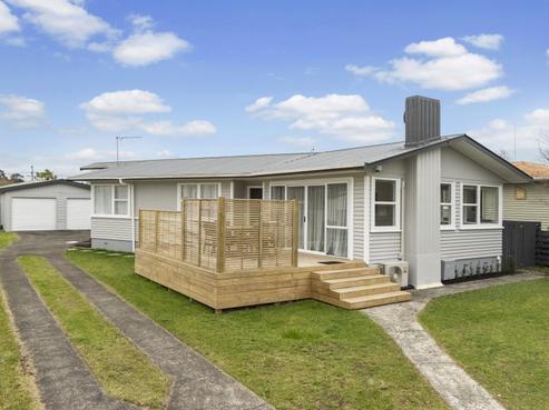 5 Sacha Place, Glenview