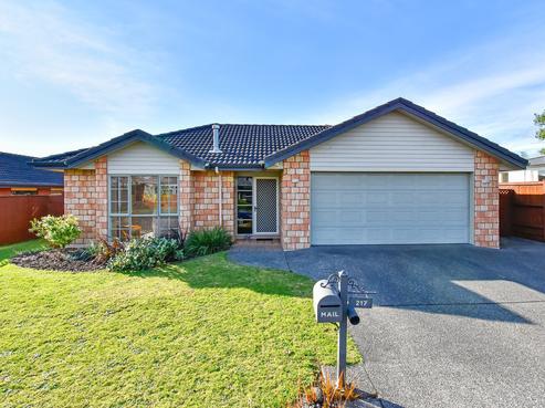 217 Carnoustie Drive, Wattle Downs