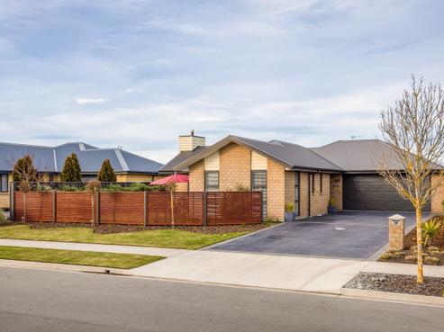 18 Brockelbank Drive, Kaiapoi
