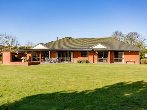 82 Barnes Road, Lincoln
