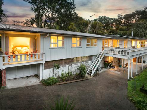 3 The Drive, Titirangi