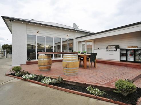 14 Lowe Street, Avenal