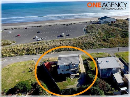 3 Marine Parade North, Foxton Beach