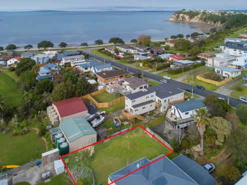 8A Capitol Road, Matakatia