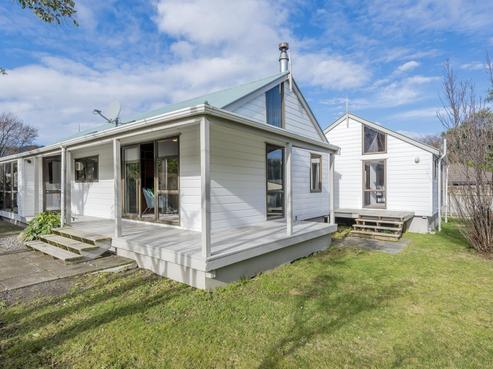 30B Park Avenue, Waikanae