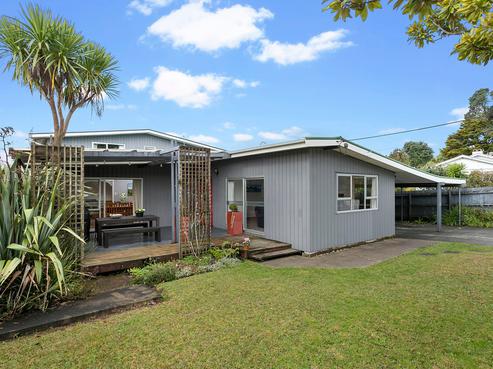 64 Konini Road, Titirangi