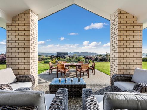 12C Kina Beach Road, Tasman