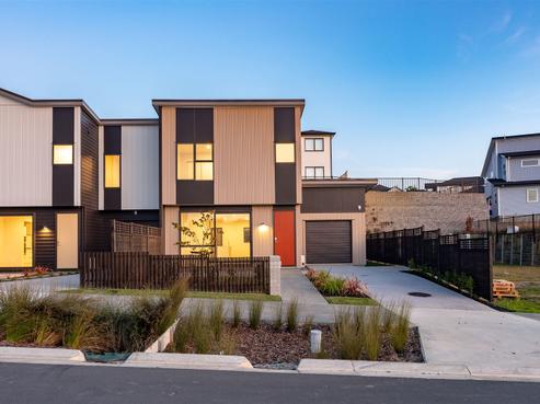6 Karengo Street, Long Bay