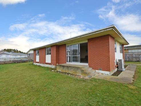 52 Dunbeath Crescent, Kew