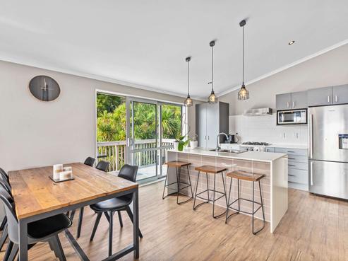 60 Mili Way South, Ranui