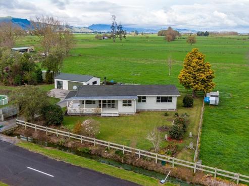 201 Robinson Road, Paeroa