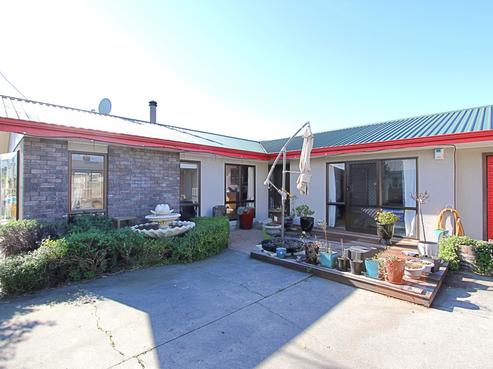 4A Burness Road, Greenmeadows
