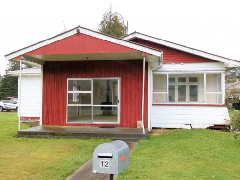 12 Mace Street, Reefton